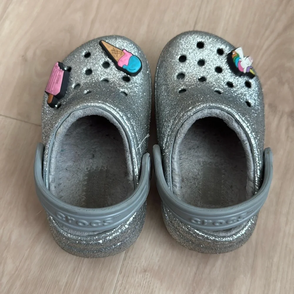 CROCS heel style